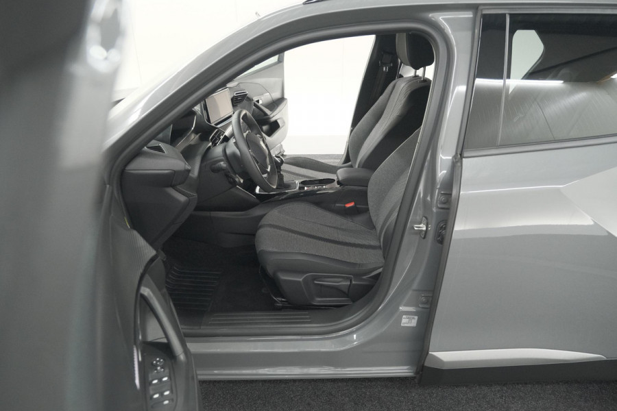 Peugeot 2008 PureTech 100 Allure | Camera | Navigatie | Parkeersensoren | Apple Carplay