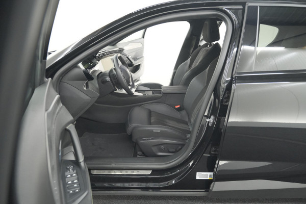 Peugeot 408 PureTech 130 EAT8 GT | 360 Camera | Adaptieve Cruise Control | Elektronische Kofferklep | Apple Carplay