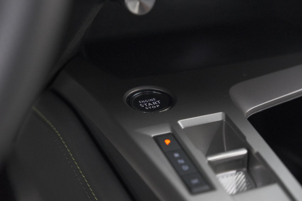 Peugeot 408 PureTech 130 EAT8 GT | 360 Camera | Adaptieve Cruise Control | Elektronische Kofferklep | Apple Carplay