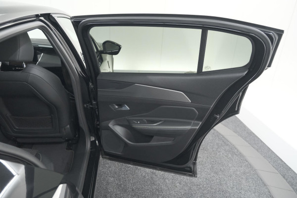 Peugeot 408 PureTech 130 EAT8 GT | 360 Camera | Adaptieve Cruise Control | Elektronische Kofferklep | Apple Carplay