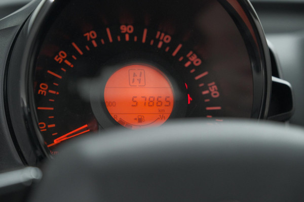 Peugeot 108 1.0 VTi Active | Automaat | Airco | Bluetooth Radio