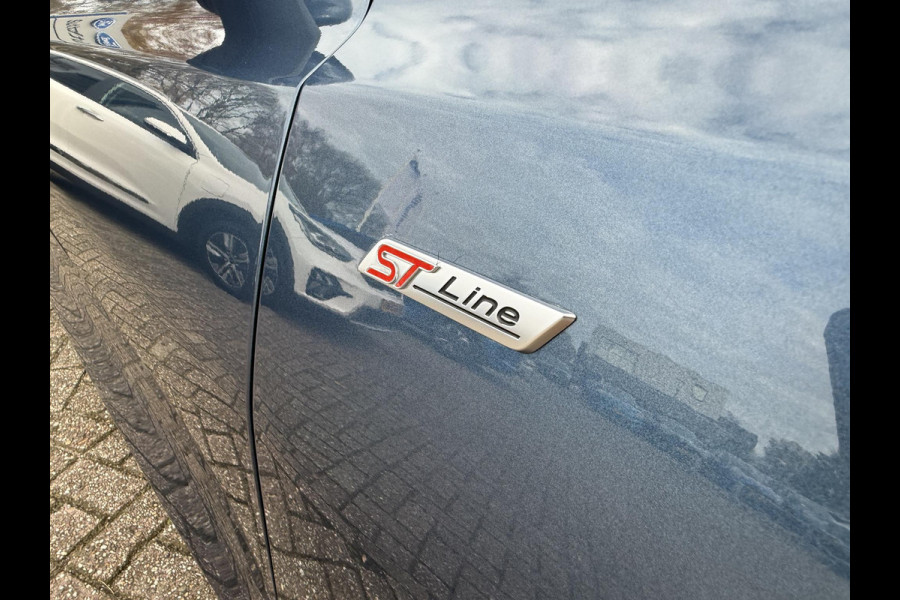 Ford FOCUS Wagon 1.0 EcoBoost Hybrid ST Line X 155pk | Trekhaak afneembaar | Panoramadak | Bang&Olufsen | Adaptive cruise control | Winter Pack | All season banden | Camera