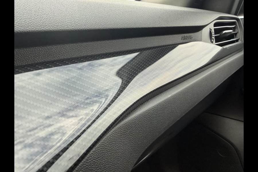 Ford FOCUS Wagon 1.0 EcoBoost Hybrid ST Line X 155pk | Trekhaak afneembaar | Panoramadak | Bang&Olufsen | Adaptive cruise control | Winter Pack | All season banden | Camera