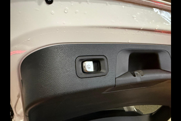 Mercedes-Benz EQC 400 4MATIC 80 kWh-SOH 95%-AMG STYLING-TREKHAAK-MEMORY-STOELVENTILATIE-360 CAMERA-BURMESTER-ZEER COMPLEET