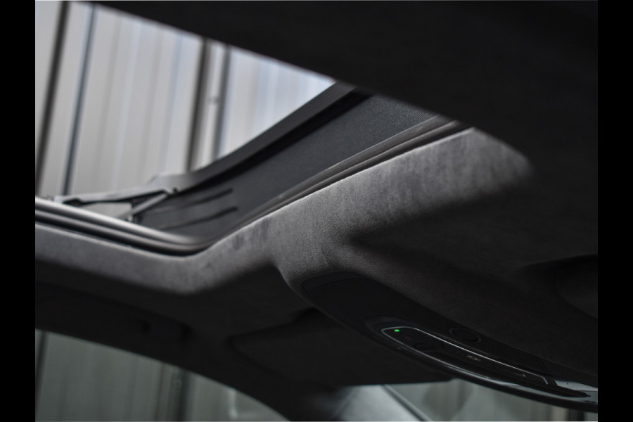 Audi Q8 60 TFSI e QUATTRO PRO LINE S COMPETITION | PANORAMADAK | 4 WIEL BESTURING | ALCANTARA HEMEL | AMBIANCE VERLICHTING | STOELMASSAG