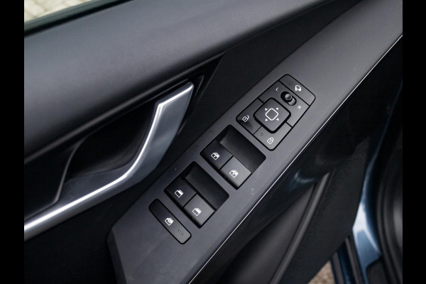 Kia Niro 1.6 GDi Hybrid DynamicLine l Navigatie l Achteruitrijcamera l Trekhaak 1300KG l trekgewicht