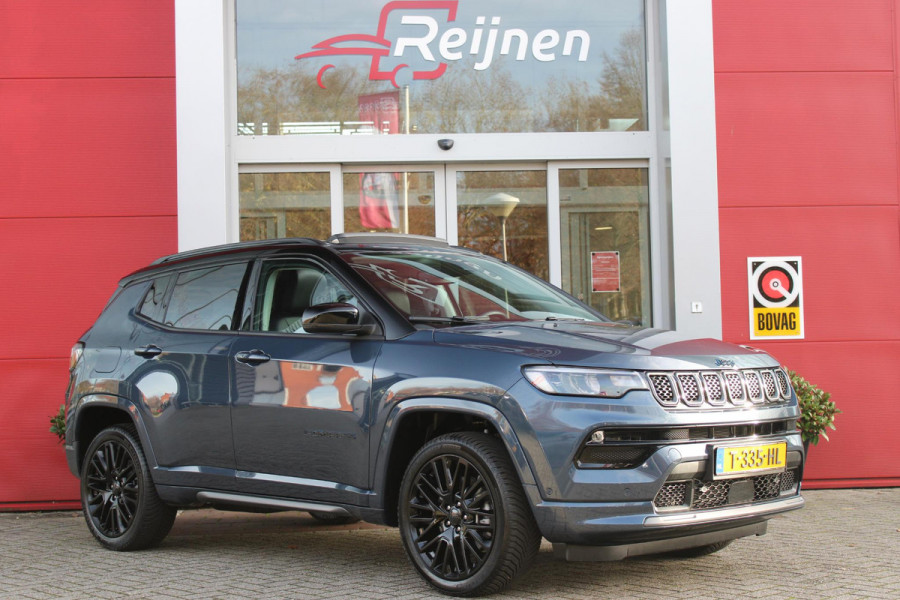Jeep Compass 4xe 240PK Plug-in Hybrid ELECTRIC S | PANORAMSICH SCHUIF/KANTEL DAK | STOEL/STUUR VERWARMING | ALL SEASON BANDEN | 19" LICHTMETALEN VELGEN "GLOSSY BLACK" | ELEKTRISCH BEDIENBARE BESTUURDERSSTOEL | LEDEREN BEKLEDING | ADAPTIVE CRUISE CONTROL | NAVIGATIE | DRAADLOZE APPLE CARPLAY/ANDROID AUTO | DRAADLOZE TELEFOONLADER | DAB+ RADIO | ELEKTRISCH BEDIENBARE ACHTERKLEP | ACHTERUITRIJ CAMERA | KEYLESS ENTRY/START |