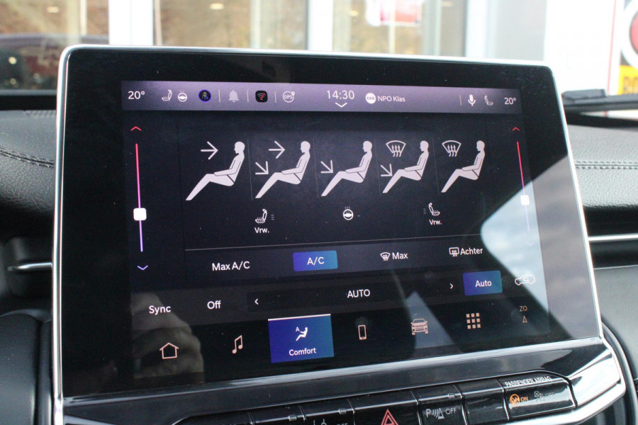 Jeep Compass 4xe 240PK Plug-in Hybrid ELECTRIC S | PANORAMSICH SCHUIF/KANTEL DAK | STOEL/STUUR VERWARMING | ALL SEASON BANDEN | 19" LICHTMETALEN VELGEN "GLOSSY BLACK" | ELEKTRISCH BEDIENBARE BESTUURDERSSTOEL | LEDEREN BEKLEDING | ADAPTIVE CRUISE CONTROL | NAVIGATIE | DRAADLOZE APPLE CARPLAY/ANDROID AUTO | DRAADLOZE TELEFOONLADER | DAB+ RADIO | ELEKTRISCH BEDIENBARE ACHTERKLEP | ACHTERUITRIJ CAMERA | KEYLESS ENTRY/START |