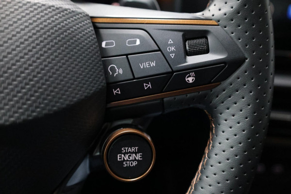 CUPRA Leon 2.0 TSI VZ 300+PK LED/VIRTUAL/SFEER/PANO/HALF LEER+S.VERWARMING/19"/CAM/ACC/ECC/12 MDN GARANTIE!