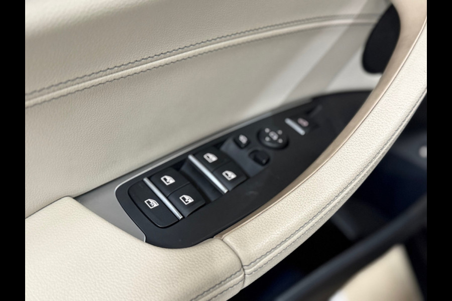 BMW X3 XDrive30e High Executive | Shadow Line | M-Sport | Pano | 20' inch | LED | Camera