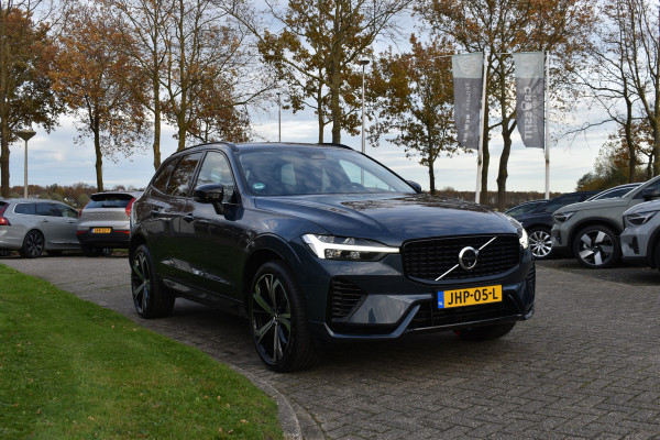 Volvo XC60 T8 AWD 455PK Plug-in Hybrid Ultra Dark | B&W | Luchtvering | HUD | Massage | Trekhaak | Stoelkoeling |
