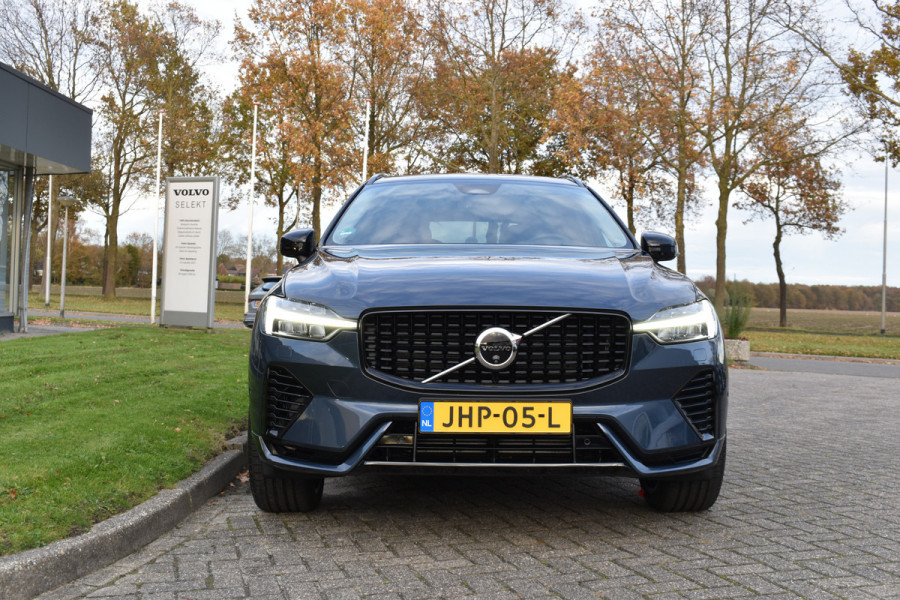 Volvo XC60 T8 AWD 455PK Plug-in Hybrid Ultra Dark | B&W | Luchtvering | HUD | Massage | Trekhaak | Stoelkoeling |