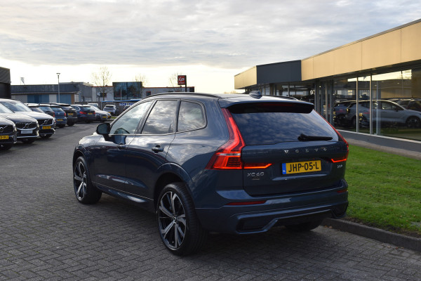 Volvo XC60 T8 AWD 455PK Plug-in Hybrid Ultra Dark | B&W | Luchtvering | HUD | Massage | Trekhaak | Stoelkoeling |