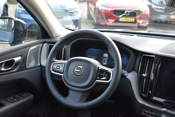 Volvo XC60 T8 AWD 455PK Plug-in Hybrid Ultra Dark | B&W | Luchtvering | HUD | Massage | Trekhaak | Stoelkoeling |