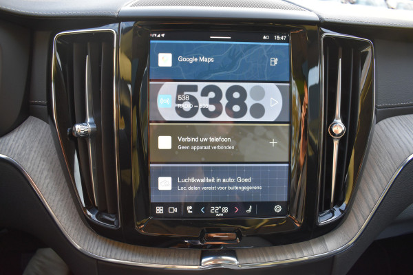 Volvo XC60 T8 AWD 455PK Plug-in Hybrid Ultra Dark | B&W | Luchtvering | HUD | Massage | Trekhaak | Stoelkoeling |