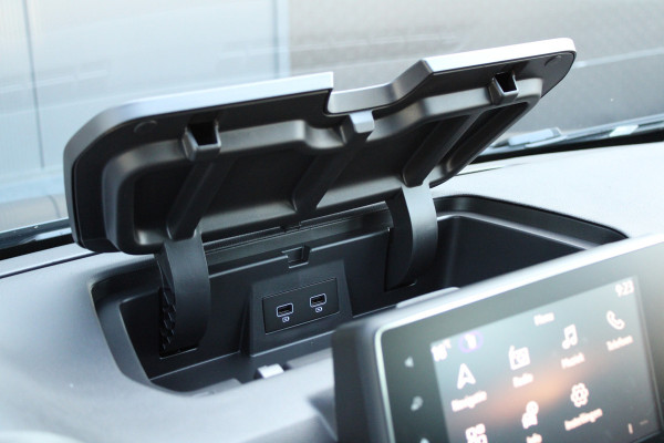 Renault Trafic 2.0 Blue dCi 170pk T29 L2H1 Extra DC - 2x Schuifdeur - Carplay - LED - Blind Spot - Navigatie - Camera - Trekhaak - Stoelverwarm