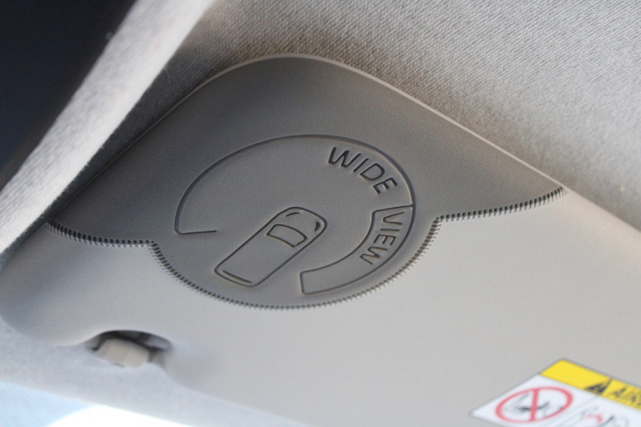 Renault Trafic 2.0 Blue dCi 170pk T29 L2H1 Extra DC - 2x Schuifdeur - Carplay - LED - Blind Spot - Navigatie - Camera - Trekhaak - Stoelverwarm