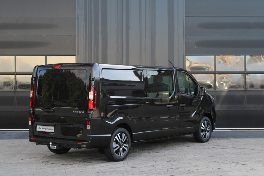 Renault Trafic 2.0 Blue dCi 170pk T29 L2H1 Extra DC - 2x Schuifdeur - Carplay - LED - Blind Spot - Navigatie - Camera - Trekhaak - Stoelverwarm