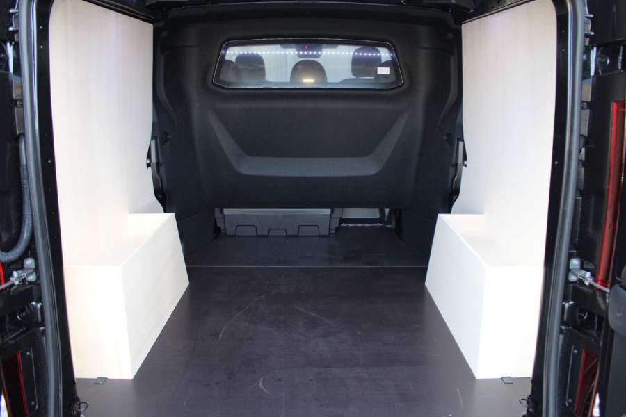 Renault Trafic 2.0 Blue dCi 170pk T29 L2H1 Extra DC - 2x Schuifdeur - Carplay - LED - Blind Spot - Navigatie - Camera - Trekhaak - Stoelverwarm