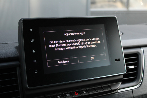 Renault Trafic 2.0 Blue dCi 170pk T29 L2H1 Extra DC - 2x Schuifdeur - Carplay - LED - Blind Spot - Navigatie - Camera - Trekhaak - Stoelverwarm