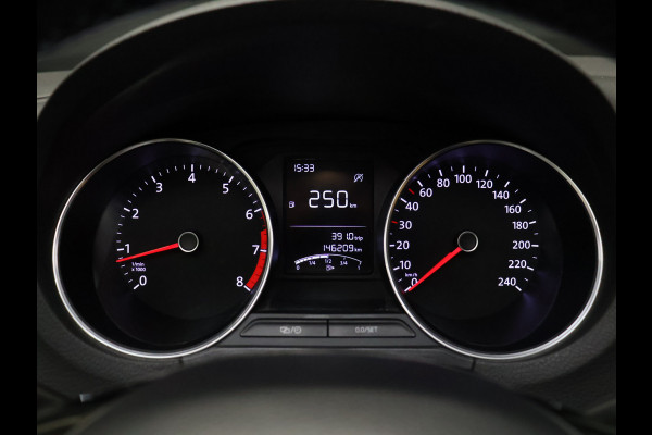 Volkswagen Polo 1.2 TSI Highline [BLUETOOTH, AIRCO, RADIO, CD-SPELER, ELEKTRISCHE RAMEN V+A, NIEUWSTAAT]