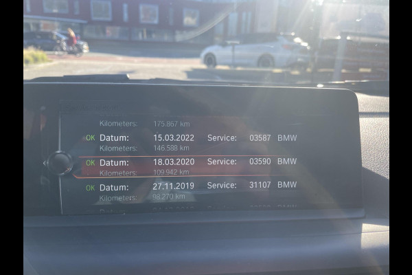 BMW 1-serie 118d High Executive Automaat | Navigatie | Leder | Stoelverwarming |