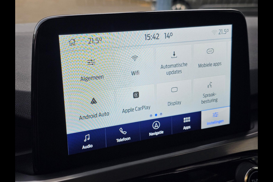 Ford Kuga 2.5 PHEV Titanium 225 pk | Wegklapbare trekhaak | Keyless entry | PDC v+a | Achteruitrijcamera | Lane assist | Climate control