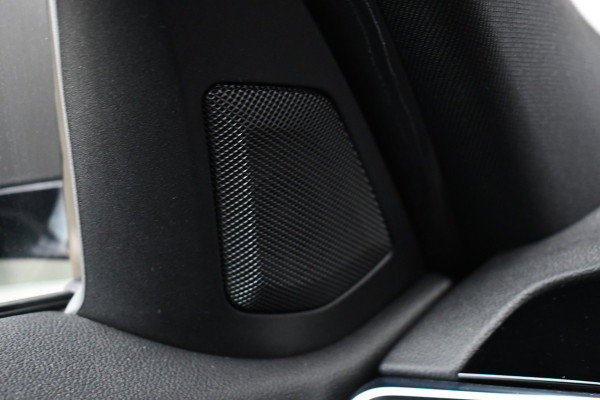 BMW 3 Serie Touring M340d xDrive Pano ACC HiFi El-zetels Adp-onderstel 19inch