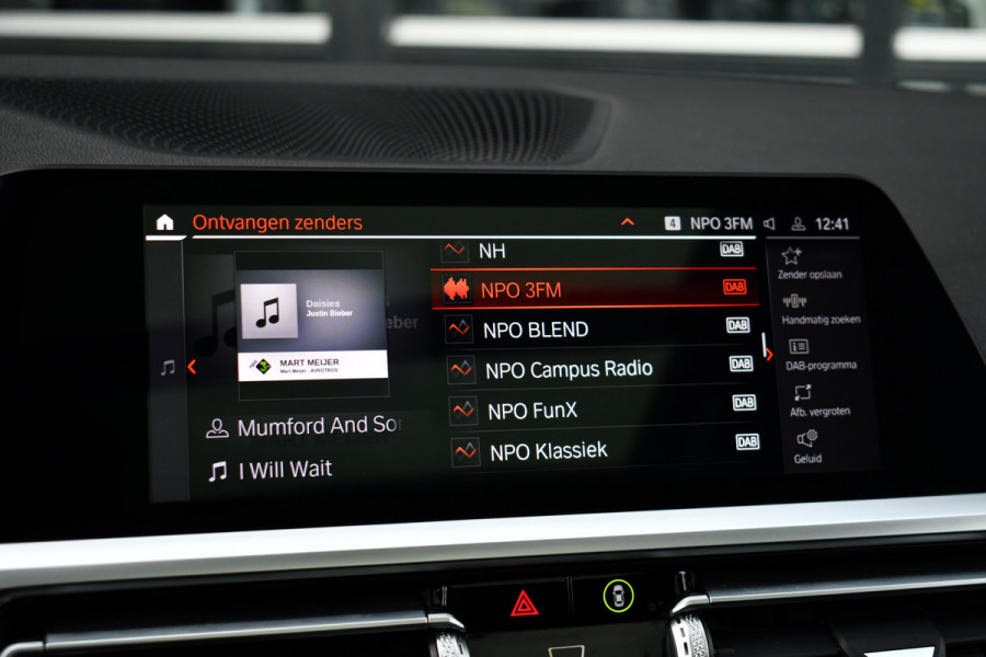 BMW 3 Serie Touring M340d xDrive Pano ACC HiFi El-zetels Adp-onderstel 19inch