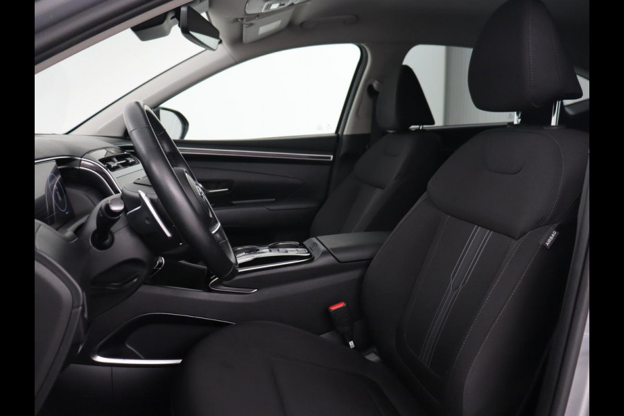 Hyundai Tucson 1.6 T-GDI PHEV Comfort 4WD | Trekhaak | Carplay | Adaptive cruise | Camera | Climate control | Digital Cockpit | 19'' | Parkeerhulp | Bluetooth | Plug In