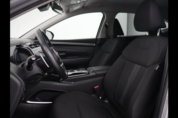 Hyundai Tucson 1.6 T-GDI PHEV Comfort 4WD | Trekhaak | Carplay | Adaptive cruise | Camera | Climate control | Digital Cockpit | 19'' | Parkeerhulp | Bluetooth | Plug In