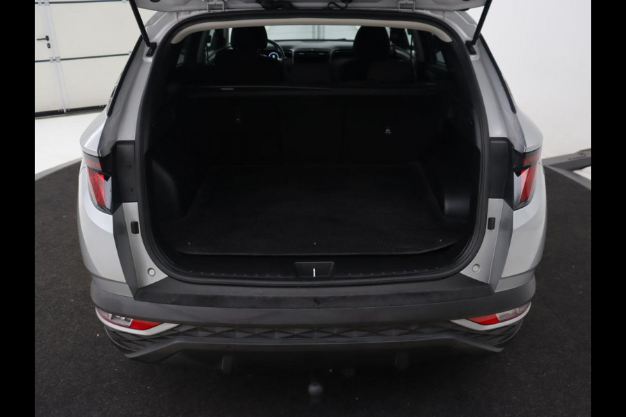 Hyundai Tucson 1.6 T-GDI PHEV Comfort 4WD | Trekhaak | Carplay | Adaptive cruise | Camera | Climate control | Digital Cockpit | 19'' | Parkeerhulp | Bluetooth | Plug In