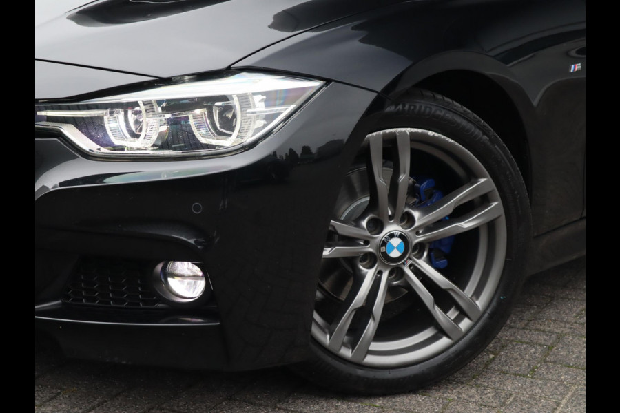 BMW 3 Serie Touring 320i High Executive M Sport Pakket Automaat / Navigatiesysteem Professional / Leder / Hifi / LED / Stoelverwarming / Climate Control / 18 Inch / Shadow Line / Extra Getint Glas / Parkeersensoren