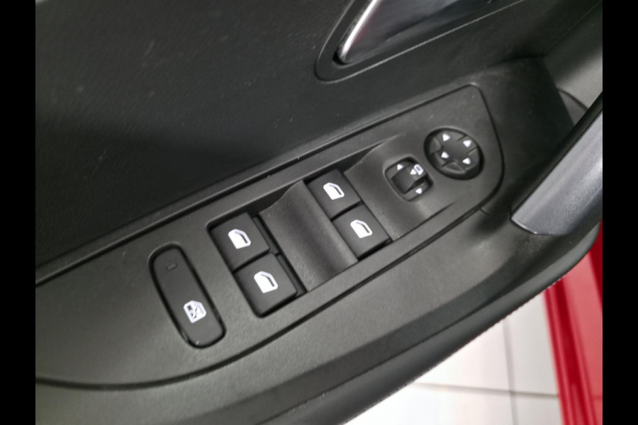 Peugeot 2008 1.2 PureTech Allure | Navigatie | Achteruitrijcamera |