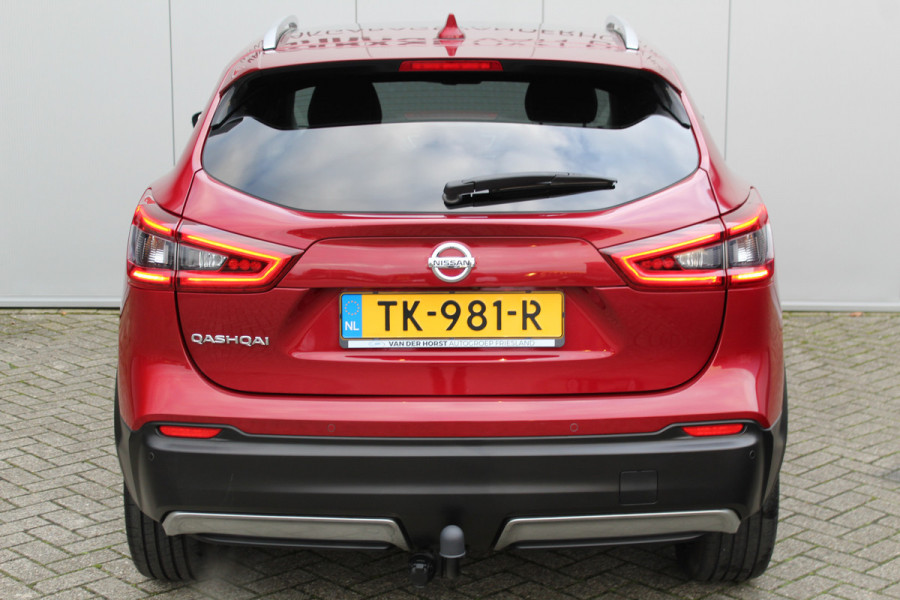 Nissan QASHQAI 1.2-115pk Tekna. Erg nette, luxe en betrouwbare hoogzitter ! Autm. airco, cruise control, 360gr camera, trekhaak, privacy glass, LM wielen, panoramadak, metallic lak, elektr. verstelb. best. stoel,  telefoonvoorb., navigatie, LED verlichting etc.