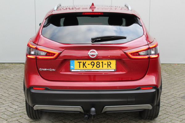 Nissan QASHQAI 1.2-115pk Tekna. Erg nette, luxe en betrouwbare hoogzitter ! Autm. airco, cruise control, 360gr camera, trekhaak, privacy glass, LM wielen, panoramadak, metallic lak, elektr. verstelb. best. stoel,  telefoonvoorb., navigatie, LED verlichting etc.