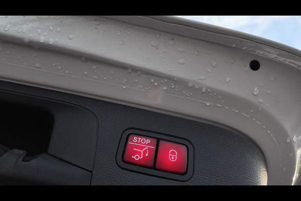 Mercedes-Benz EQC 400 4MATIC Premium Plus 80 kWh vol vol trekhaak lage km