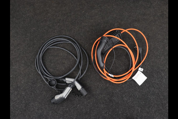 Citroën C5 Aircross 1.6 Plug-in Hybrid 225 Business+ | Panoramadak | Trekhaak | Stoelverwarming | Half leder | Keyless | Carplay | 19'' | Adaptive cruise | Navigatie | Full LED | PHEV