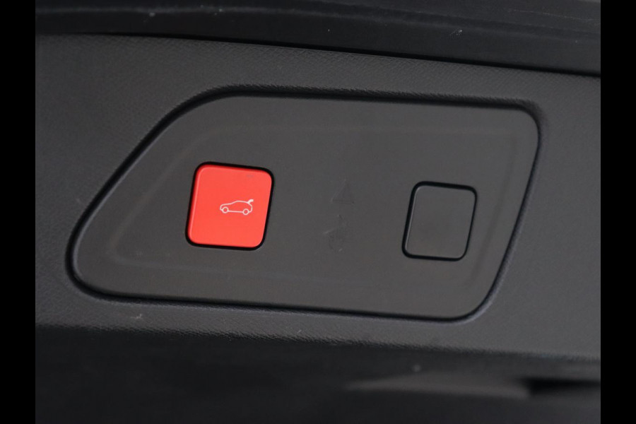 Citroën C5 Aircross 1.6 Plug-in Hybrid 225 Business+ | Panoramadak | Trekhaak | Stoelverwarming | Half leder | Keyless | Carplay | 19'' | Adaptive cruise | Navigatie | Full LED | PHEV