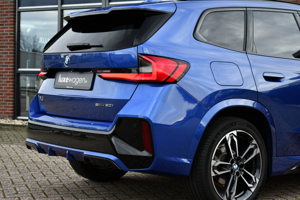 BMW X1 sDrive20i 170pk M-Sport Pano ACC HUD 360 H/K 19inch El-zetels