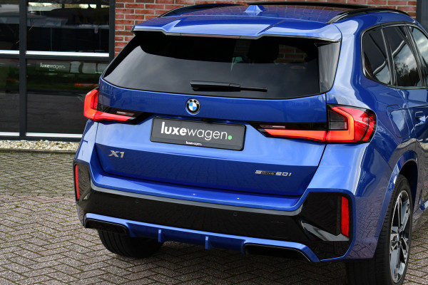 BMW X1 sDrive20i 170pk M-Sport Pano ACC HUD 360 H/K 19inch El-zetels