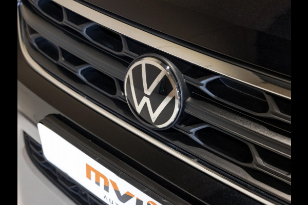 Volkswagen T-Roc 1.5 TSI Life Edition / 150pk / Stoel en stuurverwarming / Achteruitrij camera /
