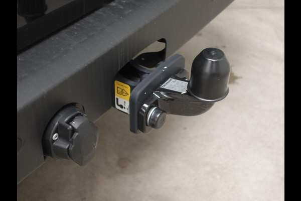 Ford Transit Custom 300 2.0 TDCI L2H1 Trend NM Automaat Navigatie Parkeersensoren Camera