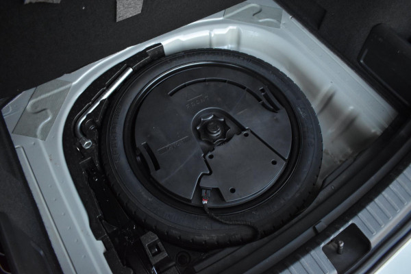 Škoda Karoq 1.5 TSI ACT Sportline MJ21 | TREKHAAK | PANO | APPLE CARPLAY | SFEERVERLICHTING | ANDROID AUTO | DEALER OND. | CANTON