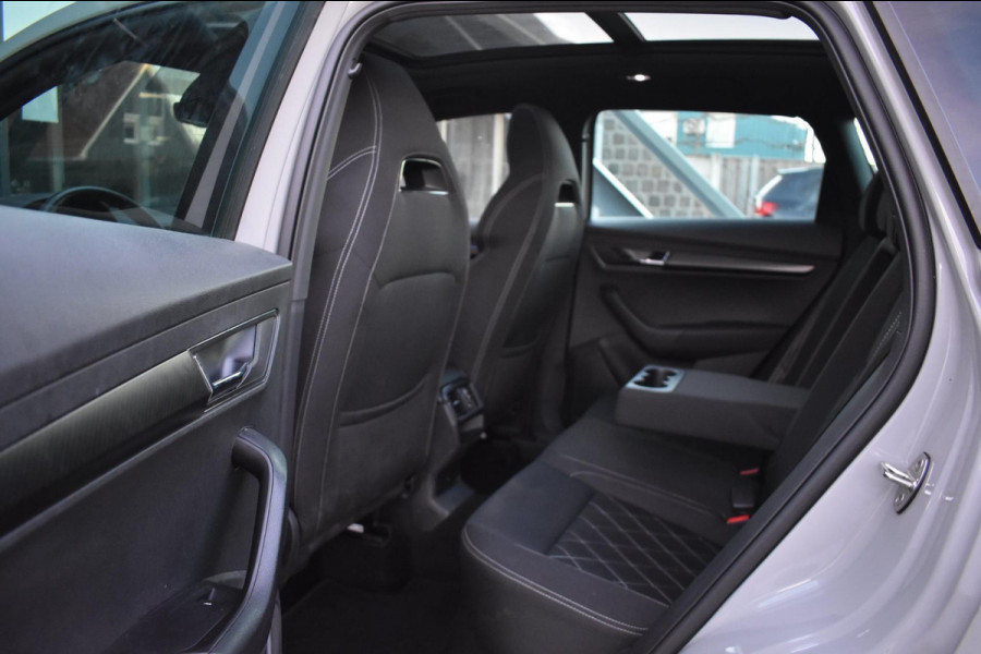 Škoda Karoq 1.5 TSI ACT Sportline MJ21 | TREKHAAK | PANO | APPLE CARPLAY | SFEERVERLICHTING | ANDROID AUTO | DEALER OND. | CANTON