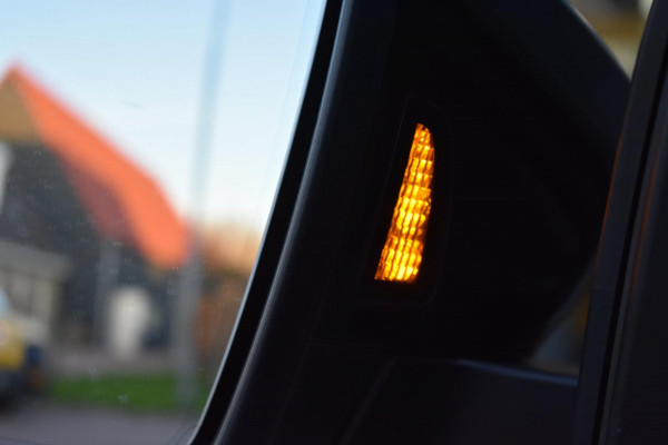 Škoda Karoq 1.5 TSI ACT Sportline MJ21 | TREKHAAK | PANO | APPLE CARPLAY | SFEERVERLICHTING | ANDROID AUTO | DEALER OND. | CANTON