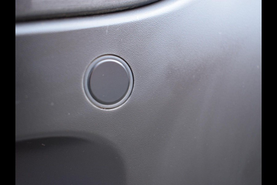 Citroën C5 Aircross 1.2 PureTech Business Plus 130 PK | SCHUIF / KANTELDAK | AUTOMAAT | SENSOREN MET CAMERA |