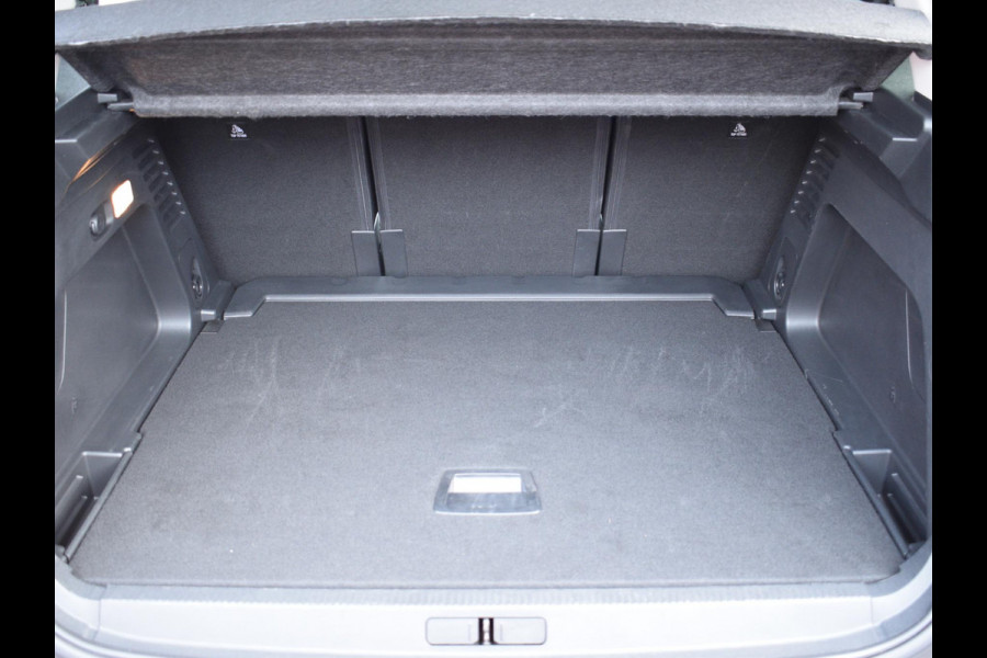 Citroën C5 Aircross 1.2 PureTech Business Plus 130 PK | SCHUIF / KANTELDAK | AUTOMAAT | SENSOREN MET CAMERA |