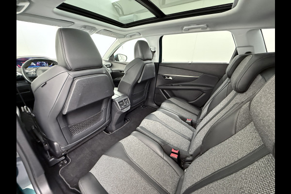 Peugeot 5008 T131PK AUT-8 7-Pers. Pano-Dak Elektr.Stoel+Geheug. Adaptive-Cruise Afn.Trekhaak Apple Android Carplay Navi 360-Camera Elektr.A-K Virtual Cockpit (Digidash) Pack City 1+2 Privacy Glas Orig.NLse auto, 1e eigenaar,  dealer onderhouden. € 45.000 nieuw!