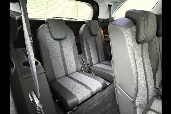 Peugeot 5008 T131PK AUT-8 7-Pers. Pano-Dak Elektr.Stoel+Geheug. Adaptive-Cruise Afn.Trekhaak Apple Android Carplay Navi 360-Camera Elektr.A-K Virtual Cockpit (Digidash) Pack City 1+2 Privacy Glas Orig.NLse auto, 1e eigenaar,  dealer onderhouden. € 45.000 nieuw!